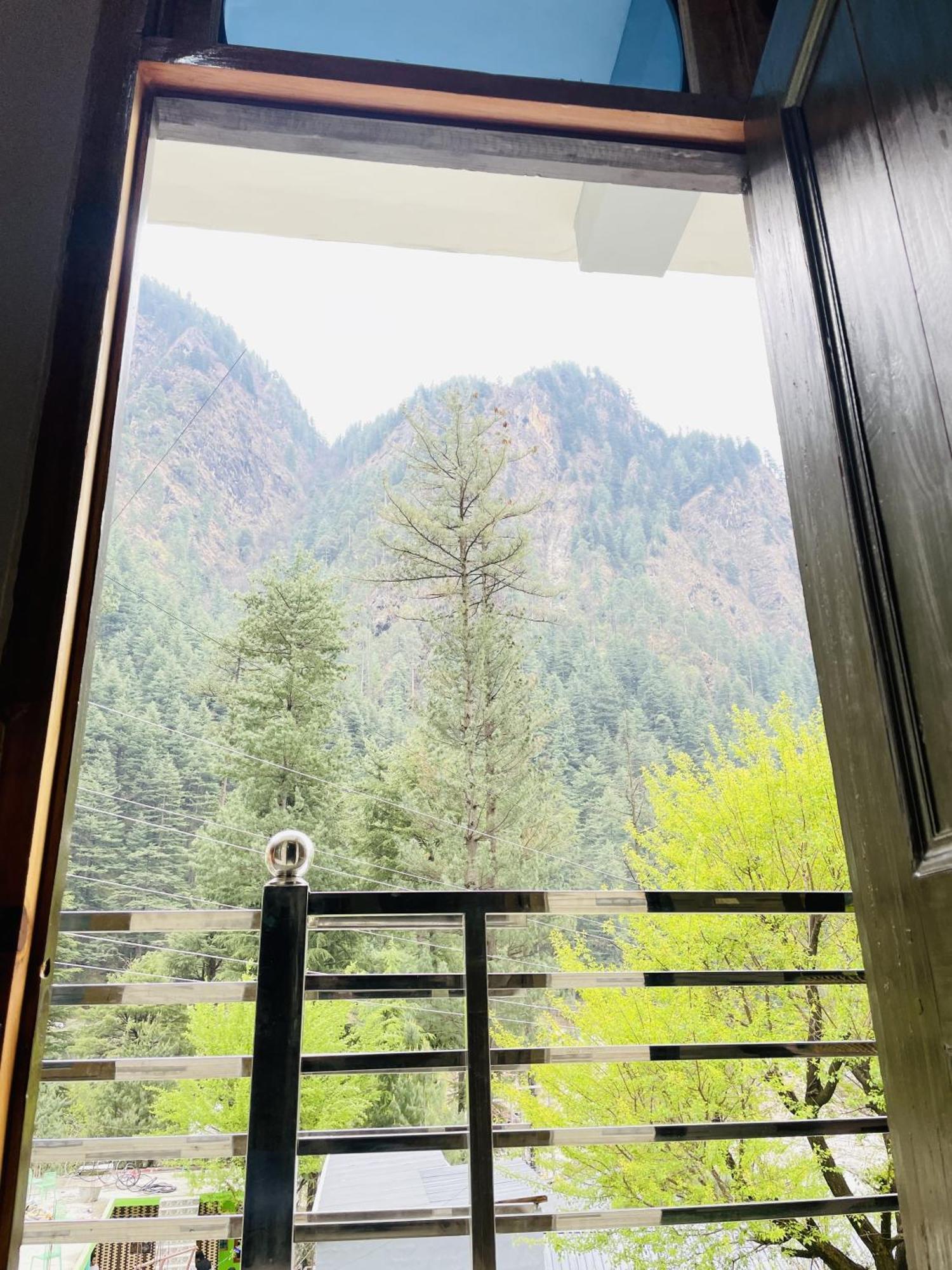 Destination Of Choj Hotel Kasol Buitenkant foto